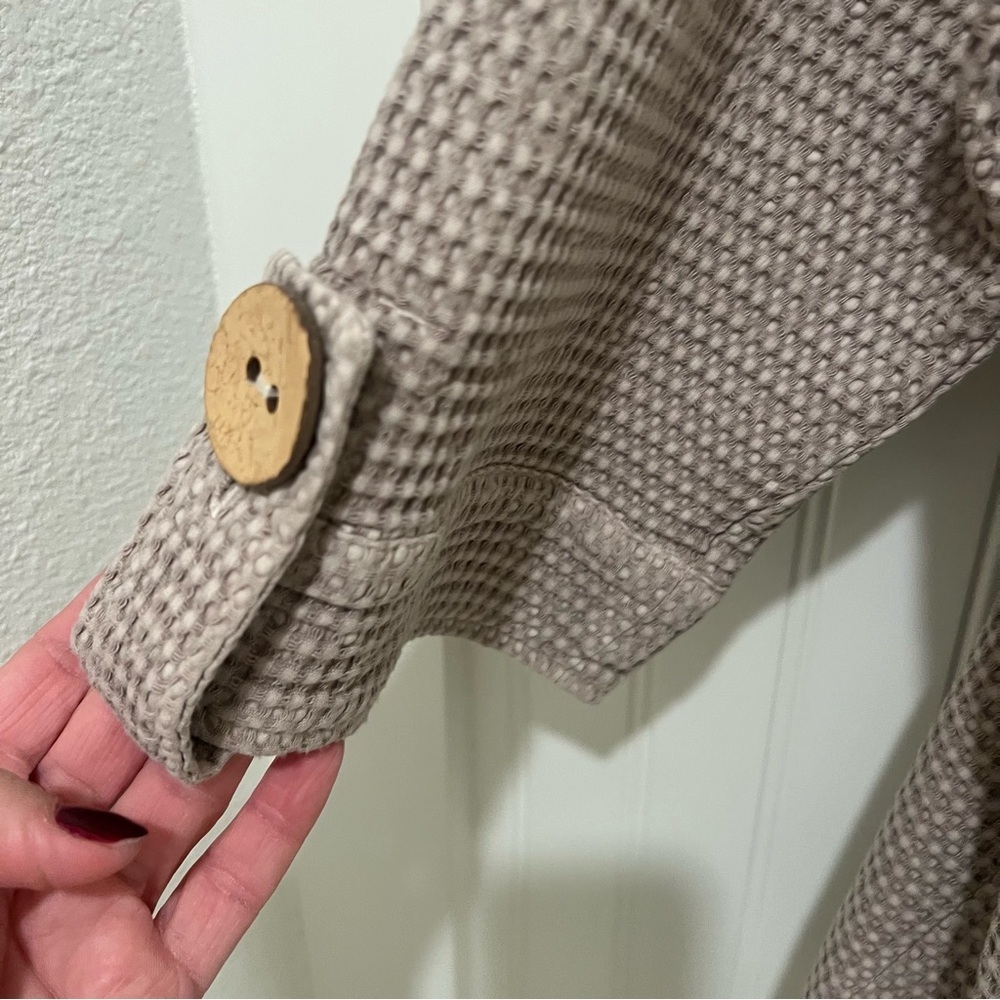Focus Waffle  Beige Button-Up Jacket - Picture 5 of 10